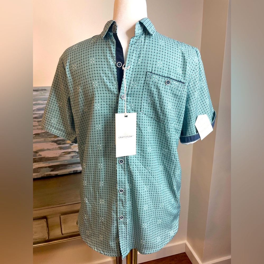 NEW Boys Geo Print Short Sleeve Button Down Shirt Size L